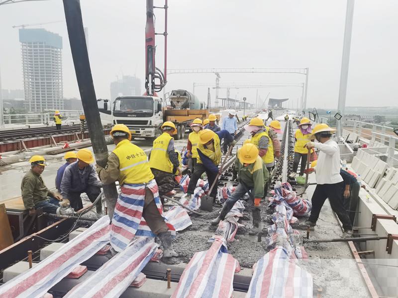 沪苏湖铁路站前Ⅱ标一分部稳步推进无砟轨道施工